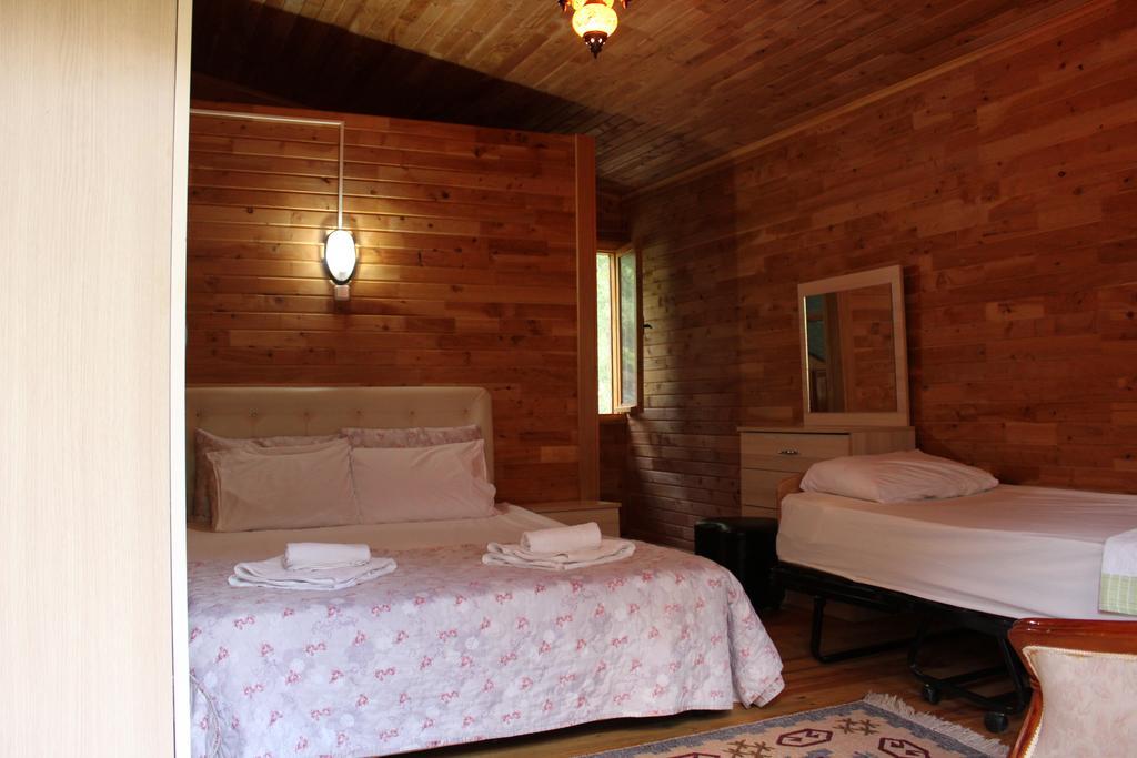 Oran Pansiyon Agac Evler Hotell Çıralı Eksteriør bilde